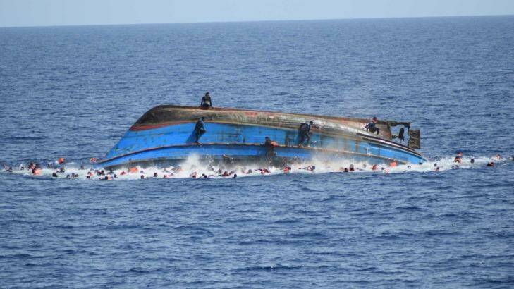 About 500 migrants were rescued, but seven corpses were also recovered. Photo: Italian navy