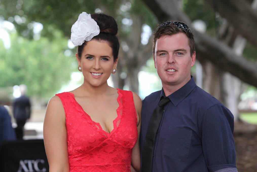 Fashions at the Rosehill Races on Golden Slipper Day. Photo Helen Nezdropa